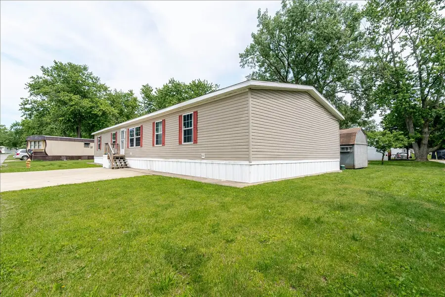 861 4th Street, Normal, IL 61761 - #2
