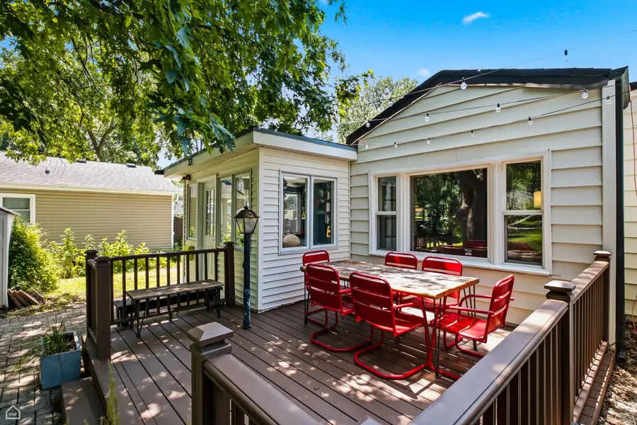 32 S Grant Street, Westmont, IL 60559 - #2