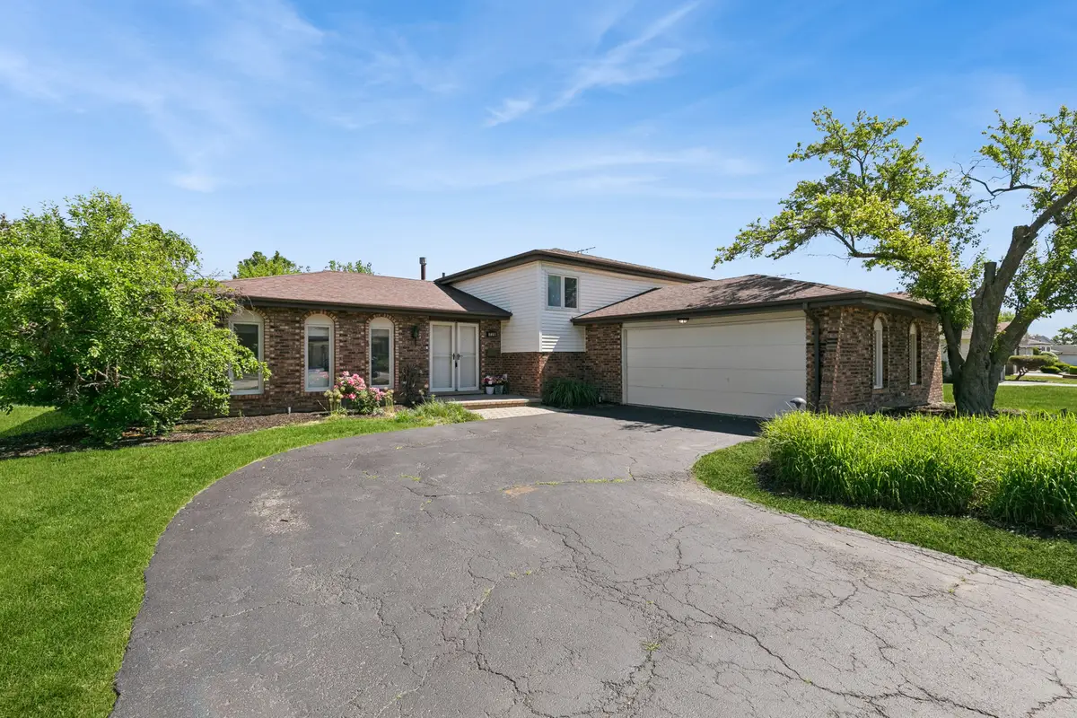726 E 194th Street, Glenwood, IL 60425 - #1