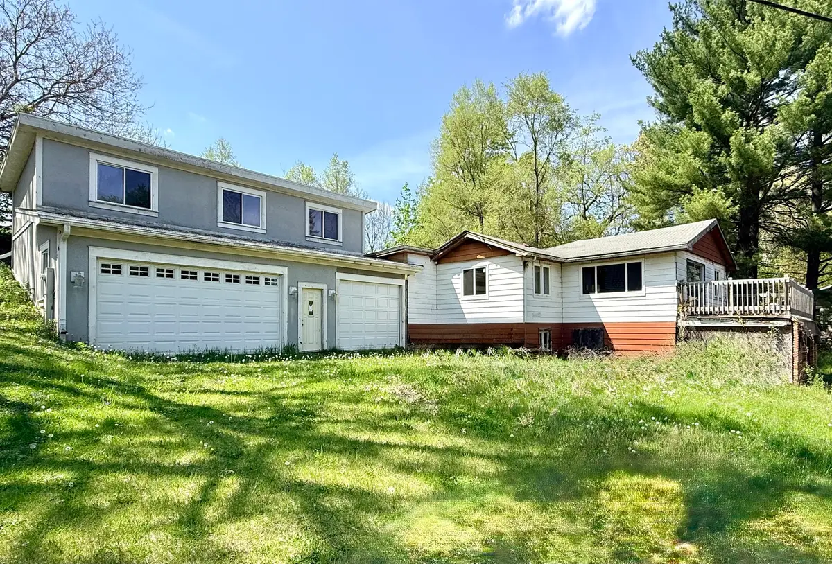 4923 W Wonder Lake Drive, Wonder Lake, IL 60097 - #1
