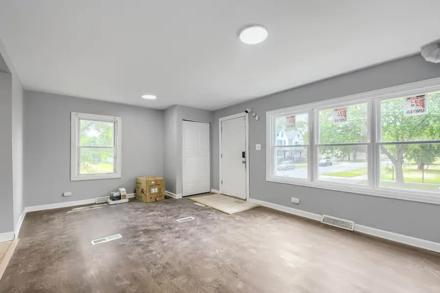 12025 S Prairie Avenue, Chicago, IL 60628 - #2