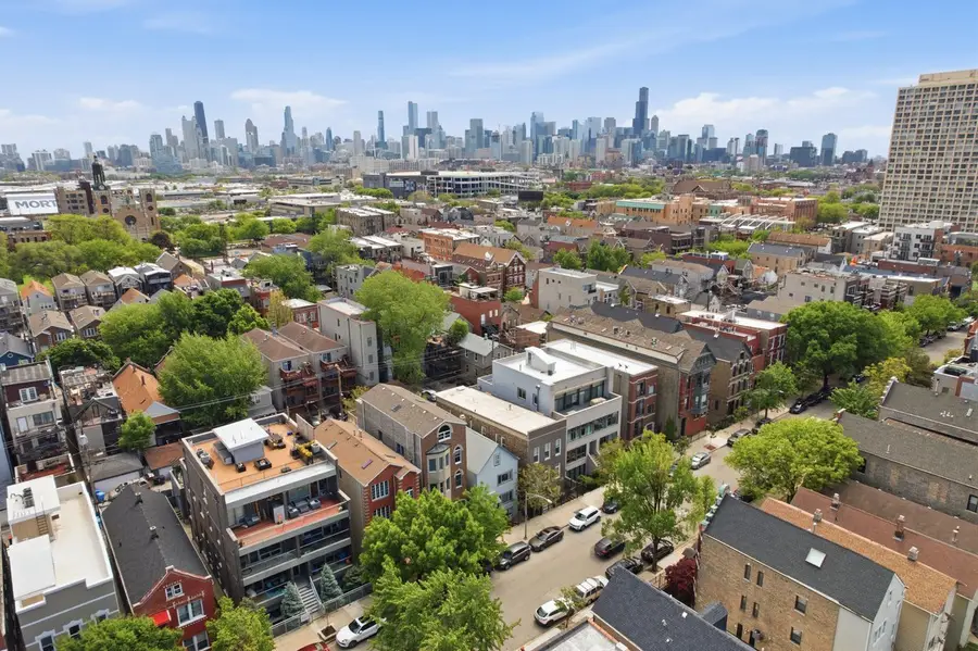 1333 N Bosworth Avenue #2, Chicago, IL 60642 - #2