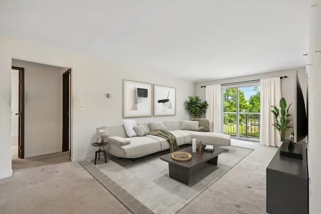 1 Villa Verde Drive #211, Buffalo Grove, IL 60089 - #2