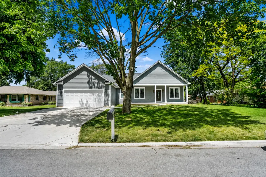519 Wendt Avenue, East Dundee, IL 60118 - #3