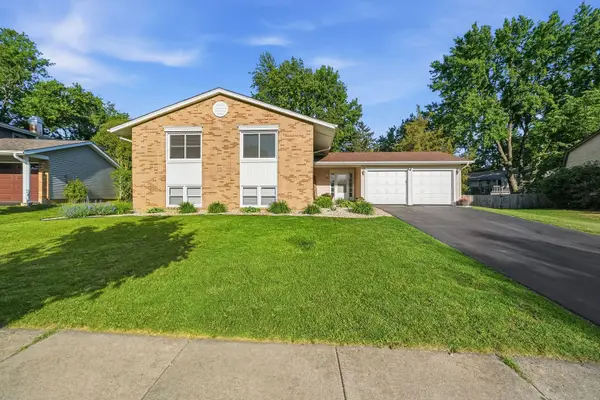 602 N Ashbury Avenue, Bolingbrook, IL 60440