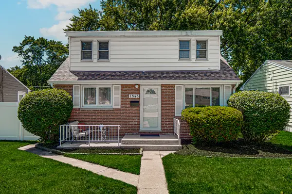 1545 S 4th Avenue, Kankakee, IL 60901