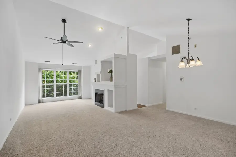 888 Riding Lane #888, Saint Charles, IL 60174 - #3