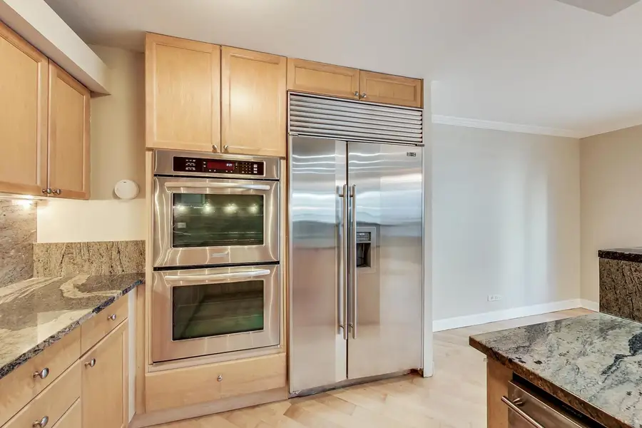201 E Chestnut Street #3A, Chicago, IL 60611 - #2
