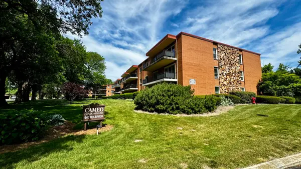 940 Holbrook Road #32C, Homewood, IL 60430