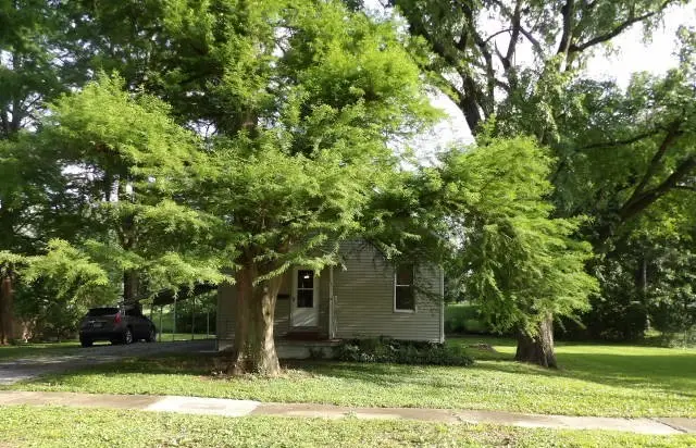 25 Wise Street, Eldorado, IL 62930 - #2