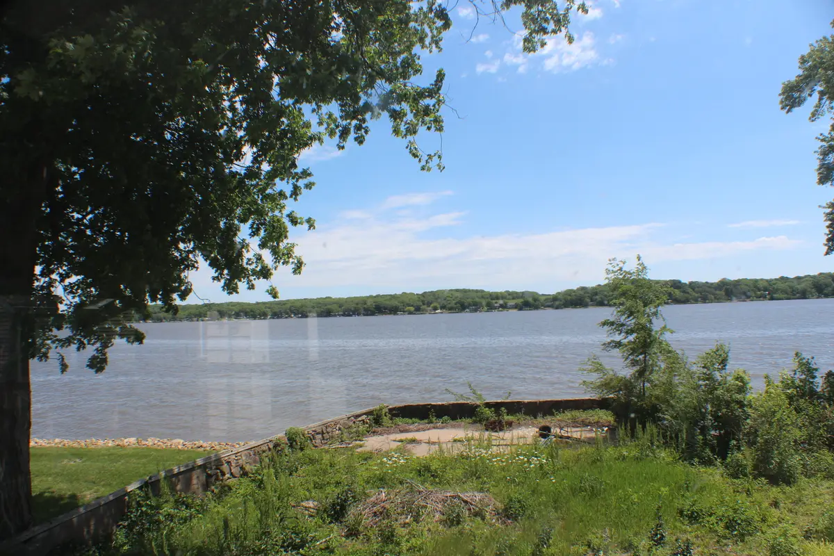 22757 Great River Road, Le Claire, IA 52753 - #1