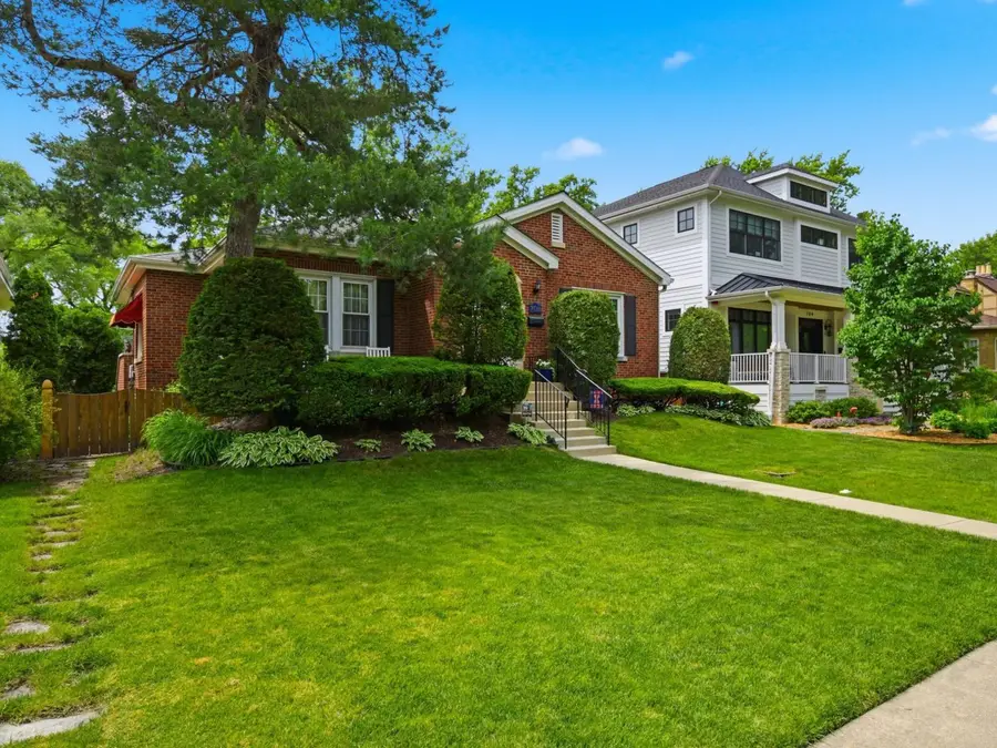 708 S Vine Avenue, Park Ridge, IL 60068 - #2
