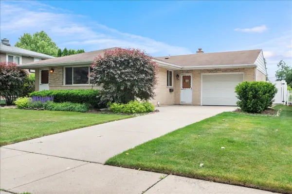 536 Farthing Lane, Des Plaines, IL 60016