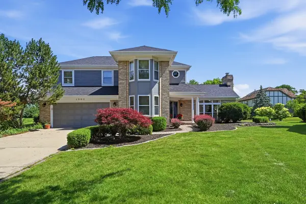 1500 Pine View Court, Darien, IL 60561