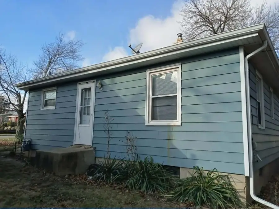 2416 Ashland Avenue, Rockford, IL 61101 - #2