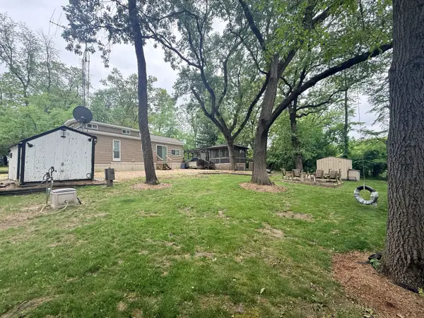 26-149/150 Woodhaven Lakes, Sublette, IL 61367