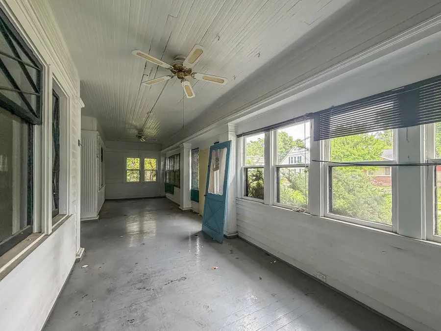 463 S Monroe Street, Decatur, IL 62522 - #3