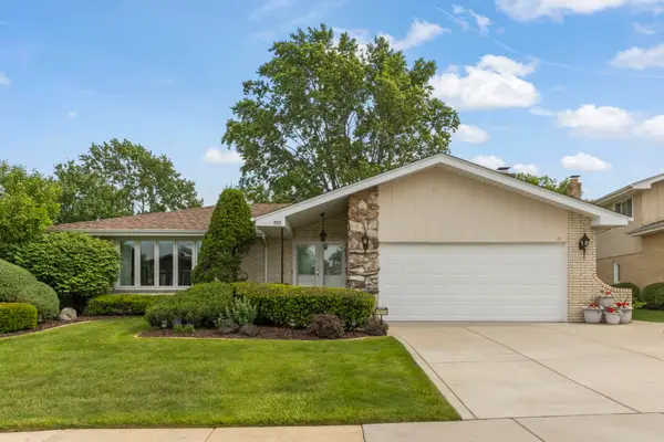 8831 Maple Avenue, Orland Park, IL 60462