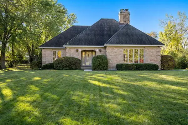 36W787 Red Haw Lane, St. Charles, IL 60174