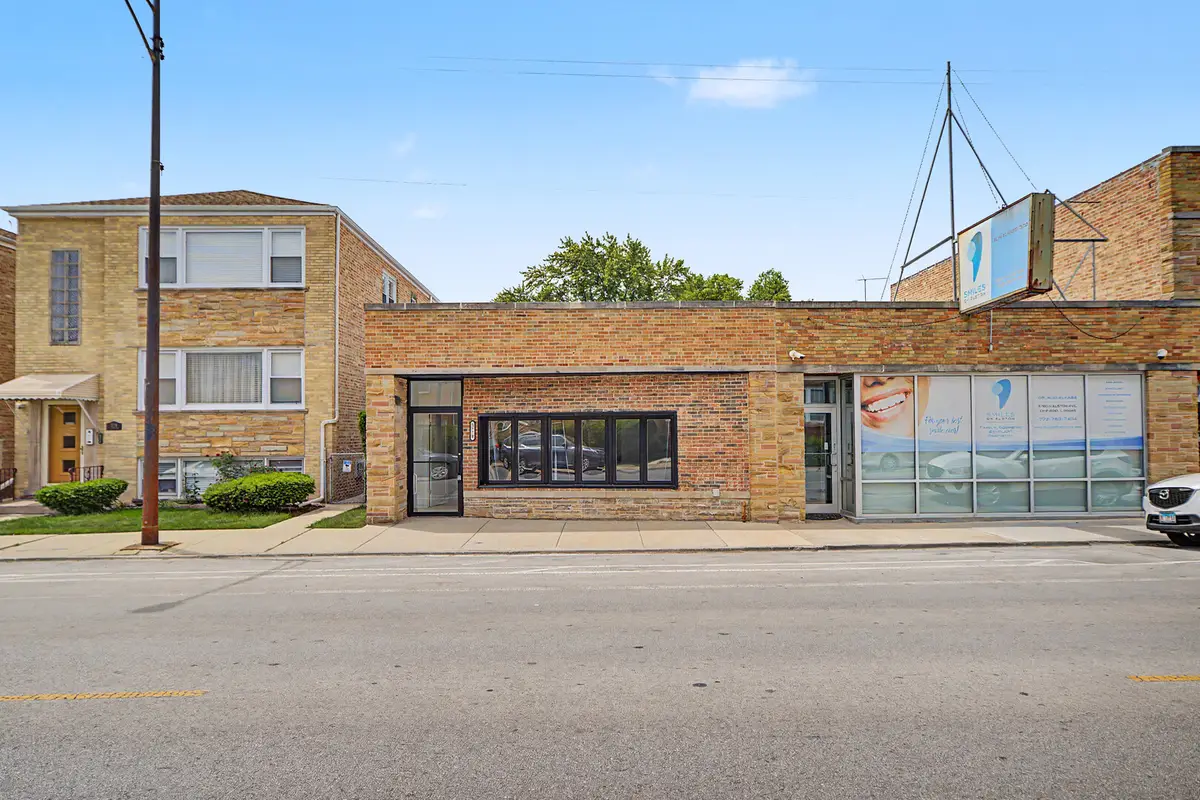 5778 N Elston Avenue, Chicago, IL 60646 - #1