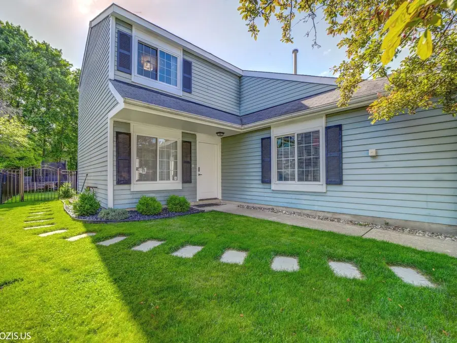 447 Ferndale Court, Buffalo Grove, IL 60089 - #2
