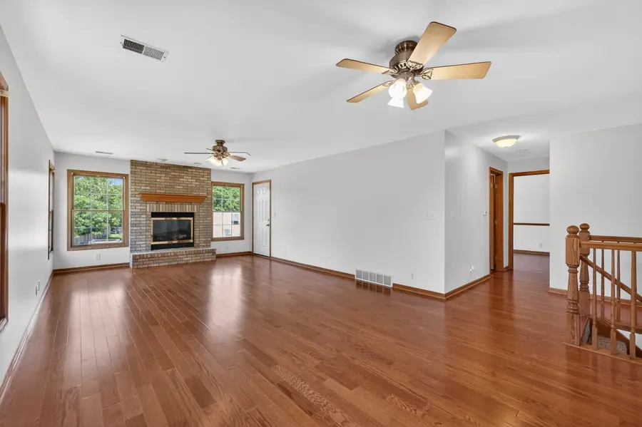 171 Mclaren Drive N, Sycamore, IL 60178 - #3