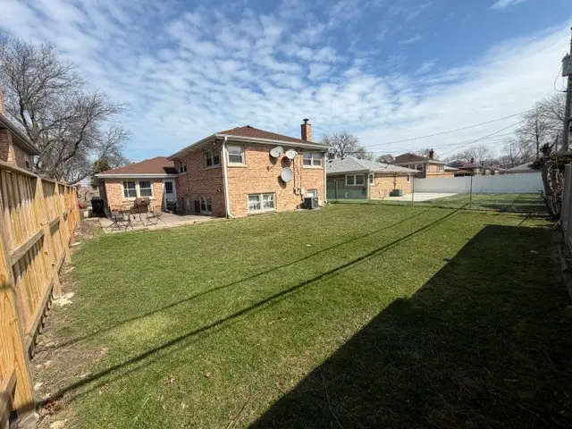 5737 W Warren Street, Morton Grove, IL 60053 - #2