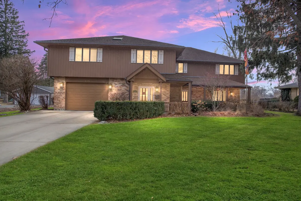 1415 W Hawthorne Street, Arlington Heights, IL 60005 - #1