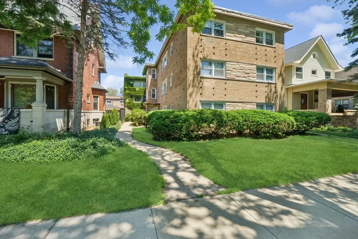 1528 W Chase Avenue #2C, Chicago, IL 60626 - #1