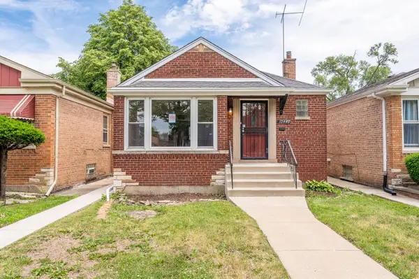 10449 S Vernon Avenue, Chicago, IL 60628