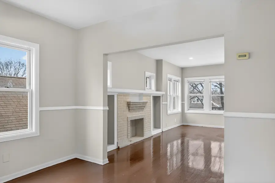 8005 S Blackstone Avenue, Chicago, IL 60619 - #3