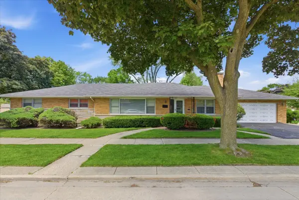 3620 Crain Street, Skokie, IL 60076