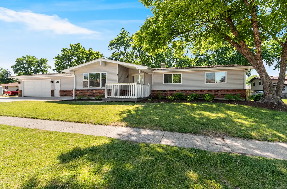 211 Indian Oaks Drive, Minooka, IL 60447 - #1