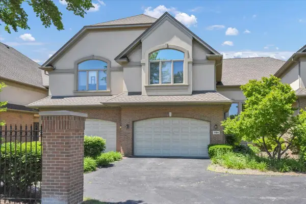 784 N Franklin Avenue, Palatine, IL 60067