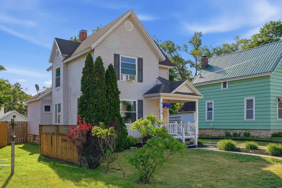 326 Logan Avenue, Dixon, IL 61021 - #3