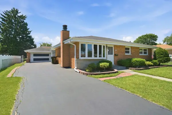 498 Gilbert Drive, Wood Dale, IL 60191