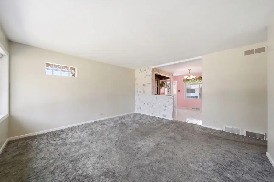 498 Gilbert Drive, Wood Dale, IL 60191 - #3