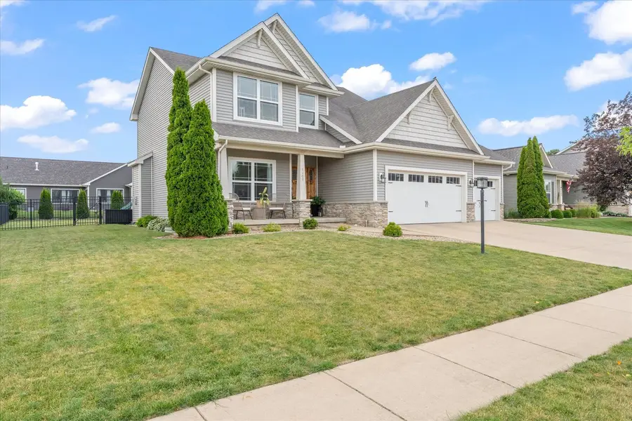 1107 Farm Lake Drive, Mahomet, IL 61853 - #2