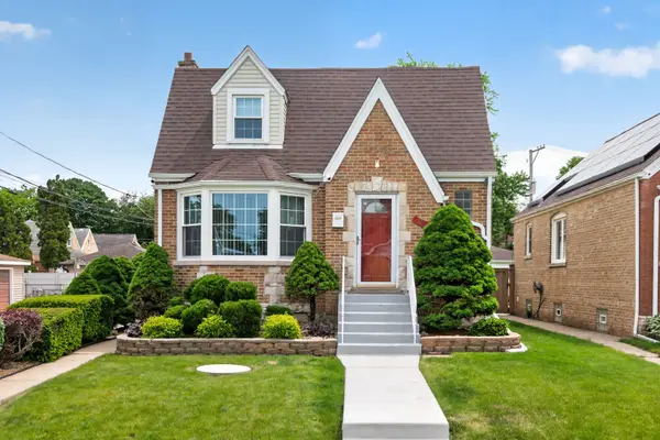 7317 W Myrtle Avenue, Chicago, IL 60631