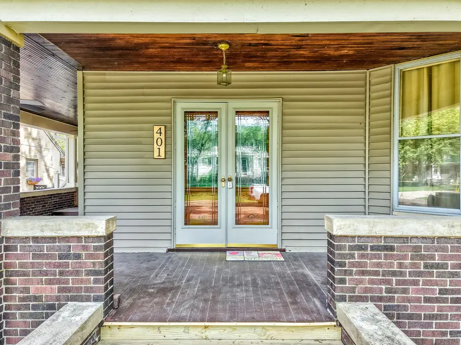 401 E Prospect Avenue, Ottawa, IL 61350 - #2