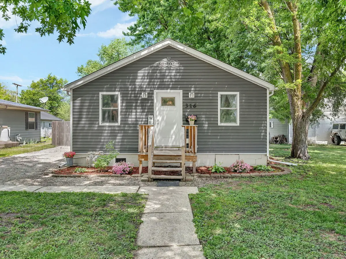 316 W James Street, Dwight, IL 60420 - #1