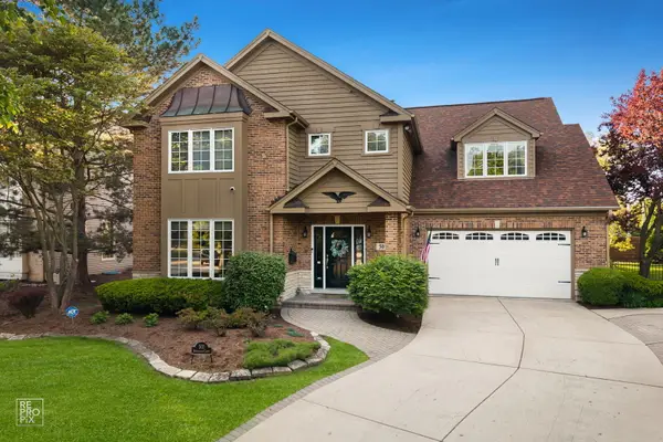 501 Wedgewood Court, Hinsdale, IL 60521