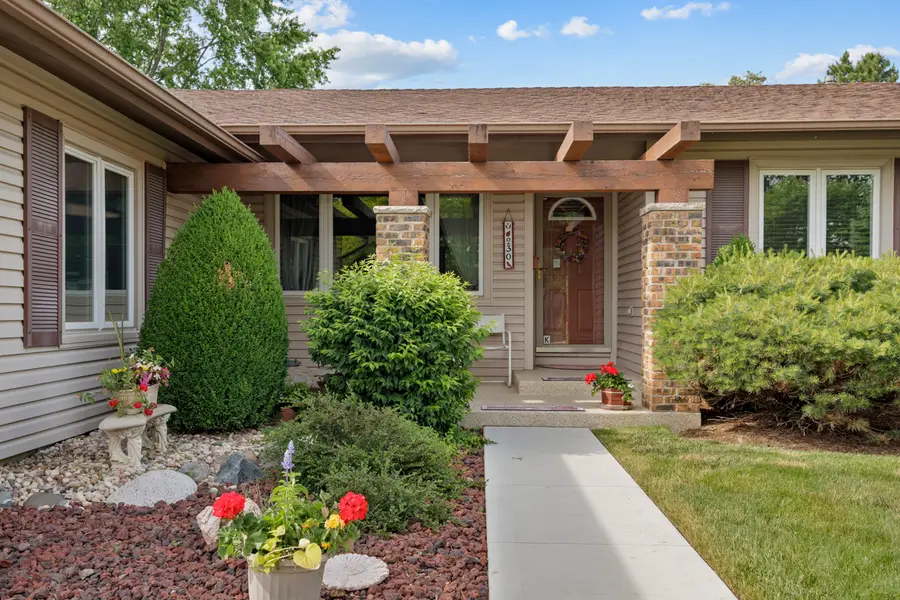 230 Yarmouth Road, Elk Grove Village, IL 60007 - #2