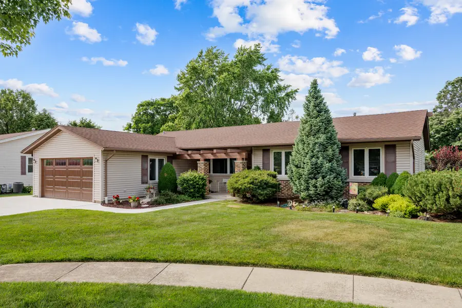 230 Yarmouth Road, Elk Grove Village, IL 60007 - #3