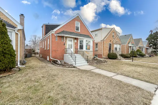 2504 Leyden Avenue, River Grove, IL 60171