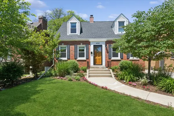 496 Longcommon Road, Riverside, IL 60546