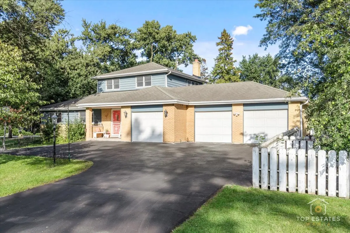 2 Marberry Drive, Prospect Heights, IL 60070 - #1