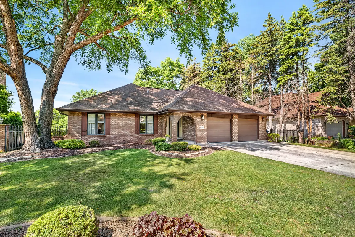 12305 S Spruce Court, Palos Heights, IL 60463 - #1