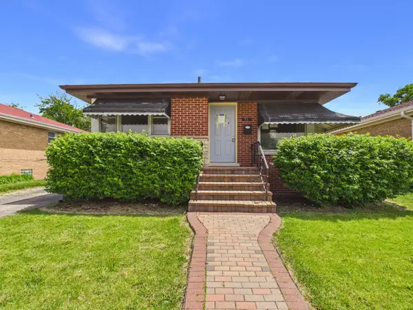 51 51st Avenue, Bellwood, IL 60104