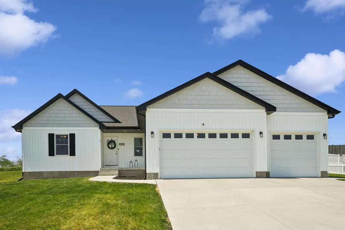 3548 Tower Court, Clinton, IA 52732 - #1